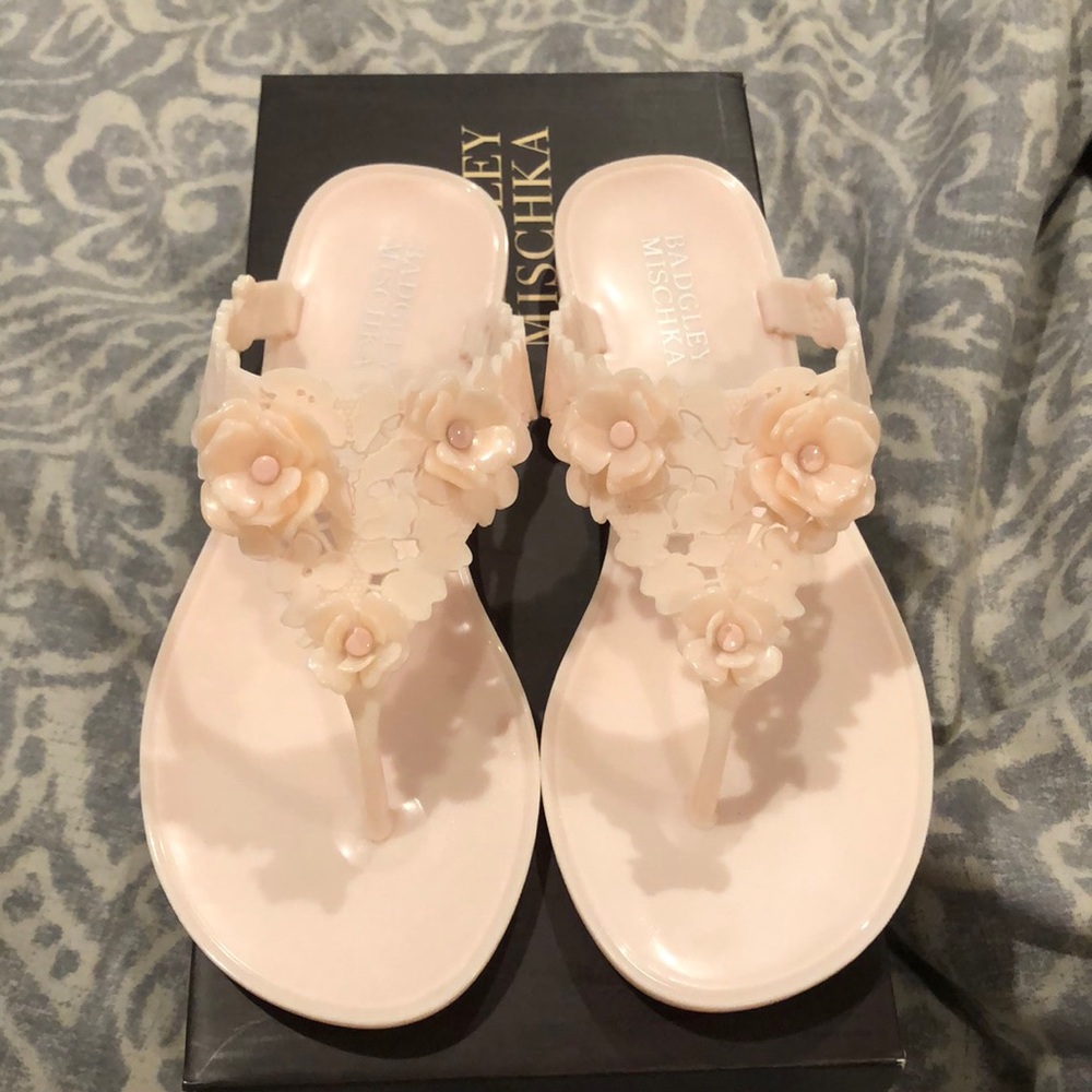 Brand new badgley Mischka Bali sandals